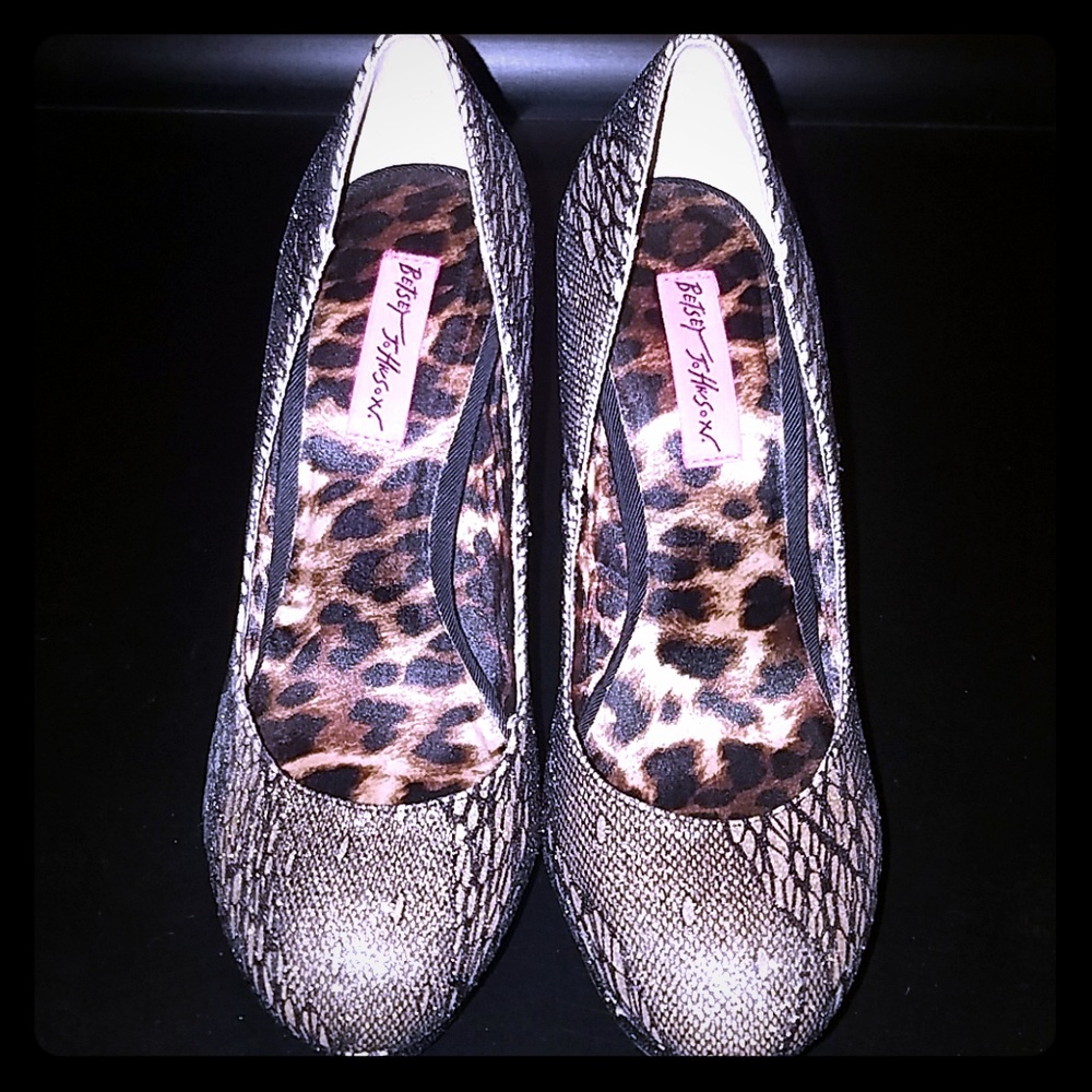 Betsey Jonhson Diskko Heels